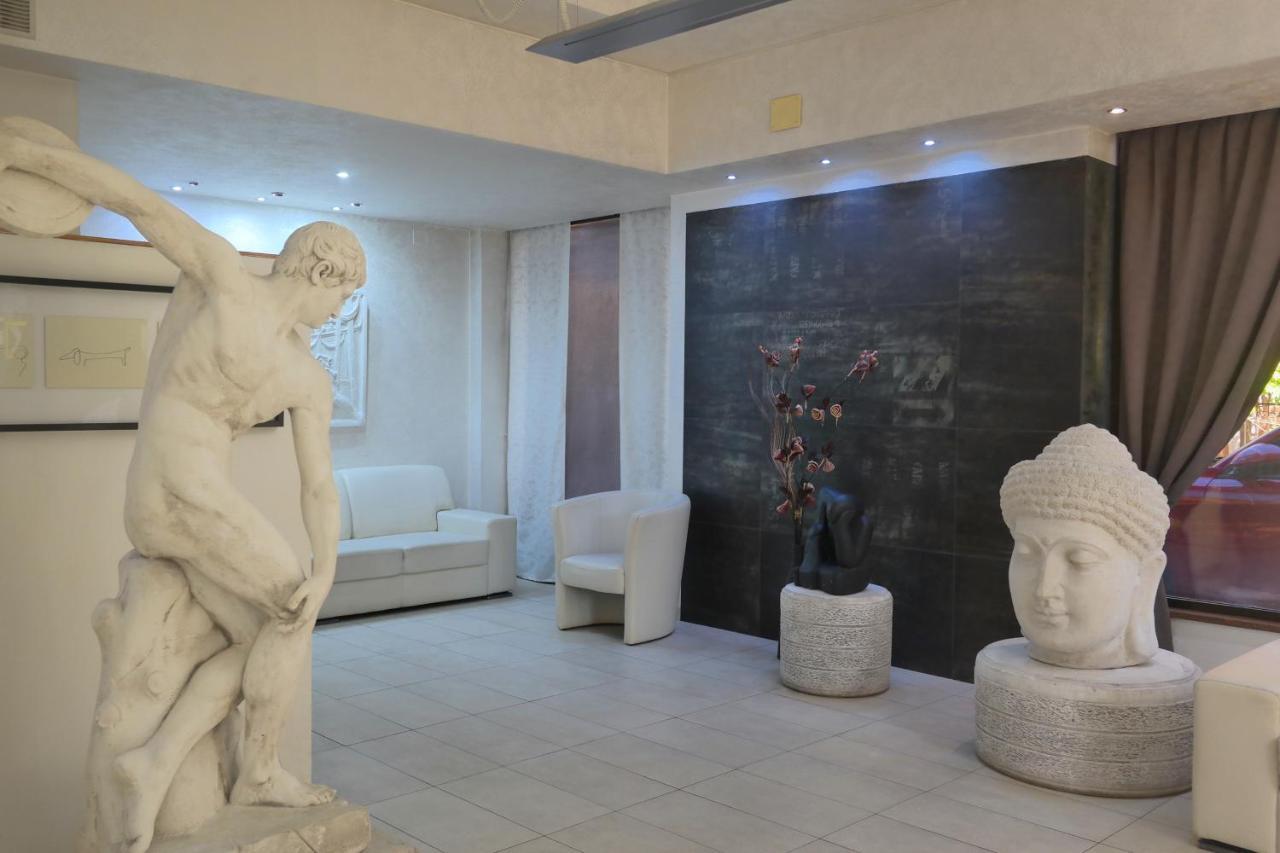 Of Art Venice Lloyd Hotel Mestre