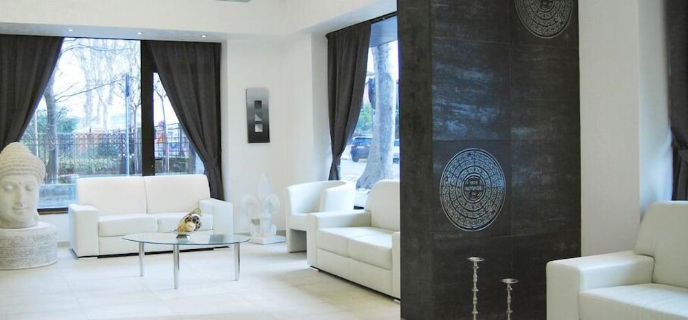 Hotel Of Art Venice Lloyd 3*